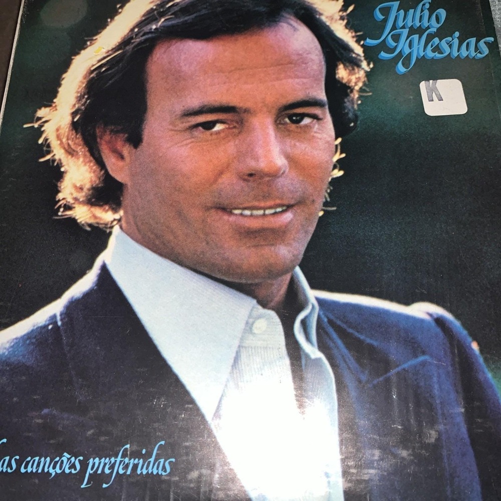 Julio Iglesias vinyl lp record Minhas Cancoes Preferidas Near Mint 1980s